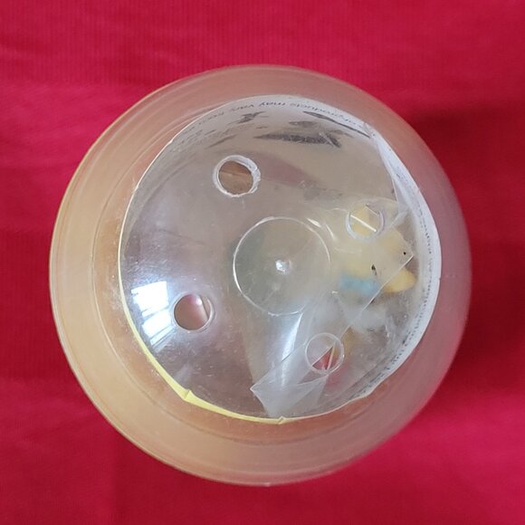 1996 MAGGIE SIMPSON, MINIATURE BOBBLE HEAD, MINT IN THE EGG!!! - Picture 2 of 2